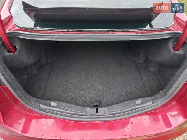 Красный Форд Фьюжн, объемом двигателя 2.49 л и пробегом 129 тыс. км за 12500 $, фото 9 на Automoto.ua