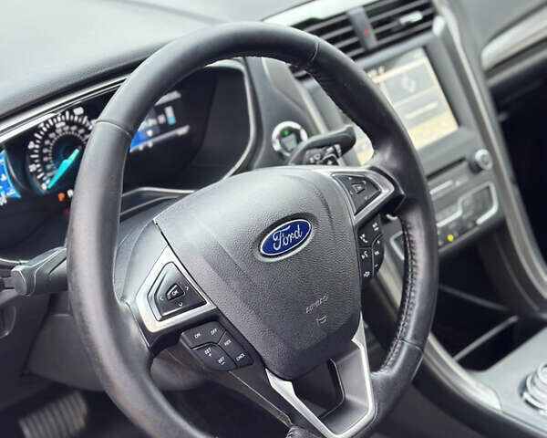 Червоний Форд Фьюжен, об'ємом двигуна 1.5 л та пробігом 199 тис. км за 9800 $, фото 11 на Automoto.ua