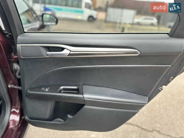 Червоний Форд Фьюжен, об'ємом двигуна 1.5 л та пробігом 199 тис. км за 9800 $, фото 17 на Automoto.ua