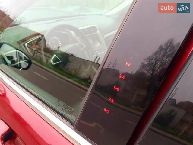 Красный Форд Фьюжн, объемом двигателя 1.49 л и пробегом 122 тыс. км за 8999 $, фото 16 на Automoto.ua