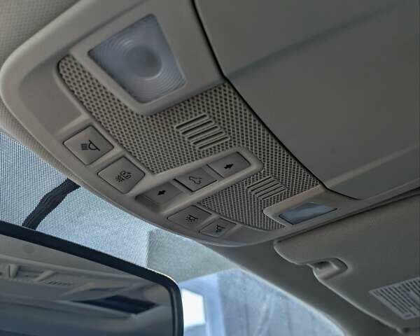 Форд Фьюжн 2016 в Львове на Automoto.ua Красный Форд Фьюжн, объемом двигателя 2 л и пробегом 181 тыс. км за 11500 $, фото 20 на Automoto.ua