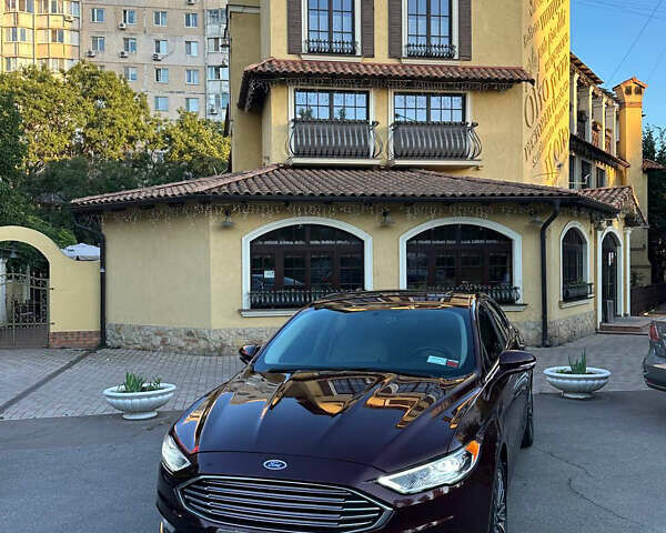 Красный Форд Фьюжн, объемом двигателя 2 л и пробегом 133 тыс. км за 17500 $, фото 4 на Automoto.ua