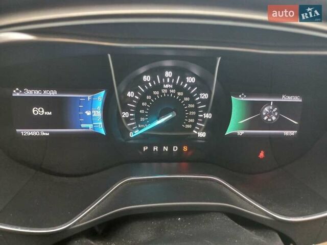 Красный Форд Фьюжн, объемом двигателя 2.49 л и пробегом 129 тыс. км за 12500 $, фото 8 на Automoto.ua