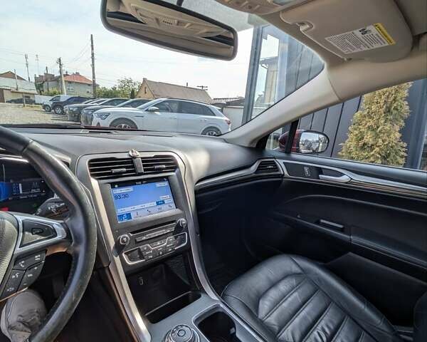 Форд Фьюжн 2016 в Львове на Automoto.ua Красный Форд Фьюжн, объемом двигателя 2 л и пробегом 181 тыс. км за 11500 $, фото 13 на Automoto.ua