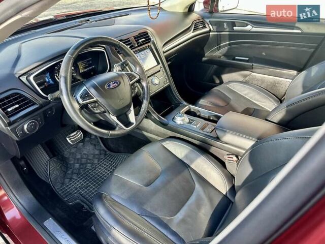 Красный Форд Фьюжн, объемом двигателя 2 л и пробегом 123 тыс. км за 14500 $, фото 8 на Automoto.ua