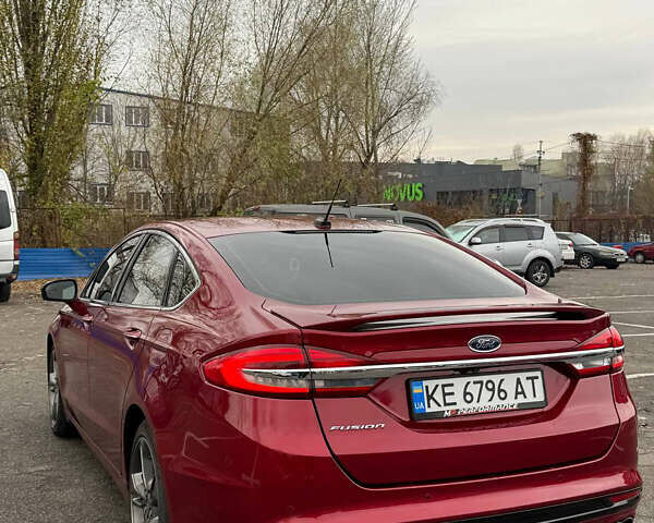 Красный Форд Фьюжн, объемом двигателя 2.7 л и пробегом 135 тыс. км за 13999 $, фото 2 на Automoto.ua