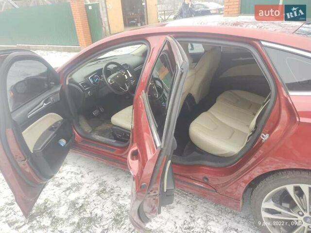 Форд Фьюжен 2016 у Нововолинськ на Automoto.ua Червоний Форд Фьюжен, об'ємом двигуна 2 л та пробігом 163 тис. км за 12000 $, фото 9 на Automoto.ua