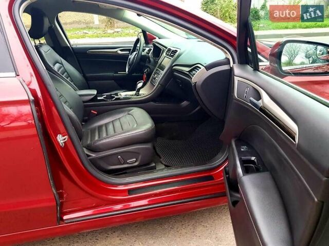Красный Форд Фьюжн, объемом двигателя 1.49 л и пробегом 122 тыс. км за 8999 $, фото 8 на Automoto.ua