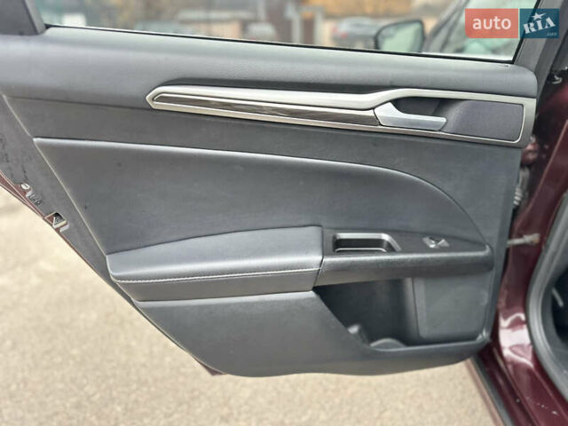 Червоний Форд Фьюжен, об'ємом двигуна 1.5 л та пробігом 199 тис. км за 9800 $, фото 15 на Automoto.ua