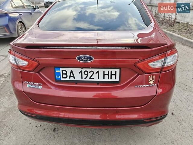 Красный Форд Фьюжн, объемом двигателя 2 л и пробегом 183 тыс. км за 13500 $, фото 11 на Automoto.ua