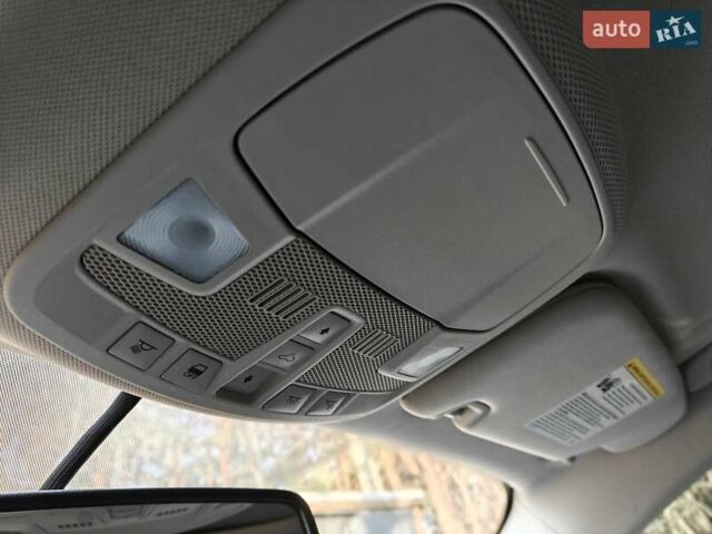 Красный Форд Фьюжн, объемом двигателя 2 л и пробегом 183 тыс. км за 13500 $, фото 22 на Automoto.ua