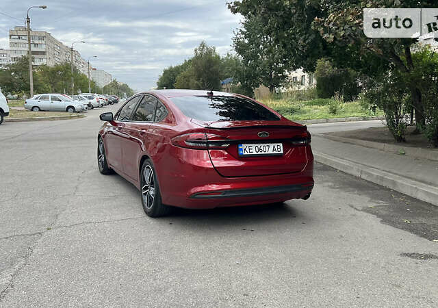 Красный Форд Фьюжн, объемом двигателя 1.5 л и пробегом 164 тыс. км за 11500 $, фото 2 на Automoto.ua