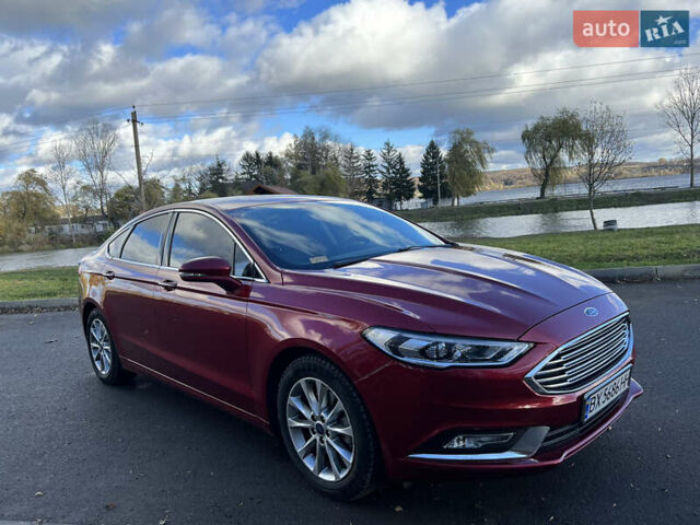 Красный Форд Фьюжн, объемом двигателя 2 л и пробегом 92 тыс. км за 17000 $, фото 15 на Automoto.ua