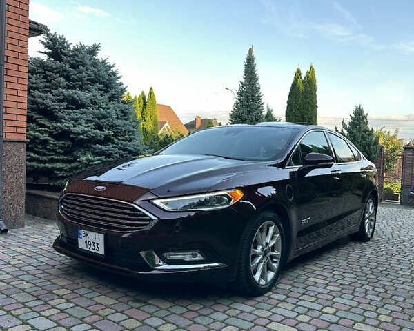 Красный Форд Фьюжн, объемом двигателя 2 л и пробегом 211 тыс. км за 13999 $, фото 15 на Automoto.ua