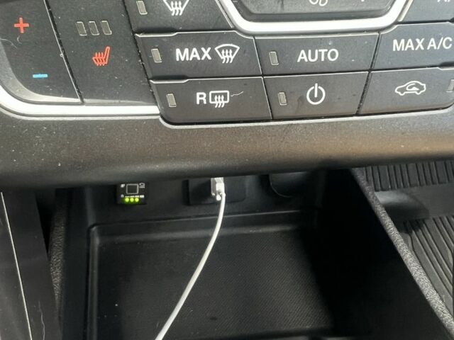 Красный Форд Фьюжн, объемом двигателя 2.5 л и пробегом 117 тыс. км за 11500 $, фото 6 на Automoto.ua