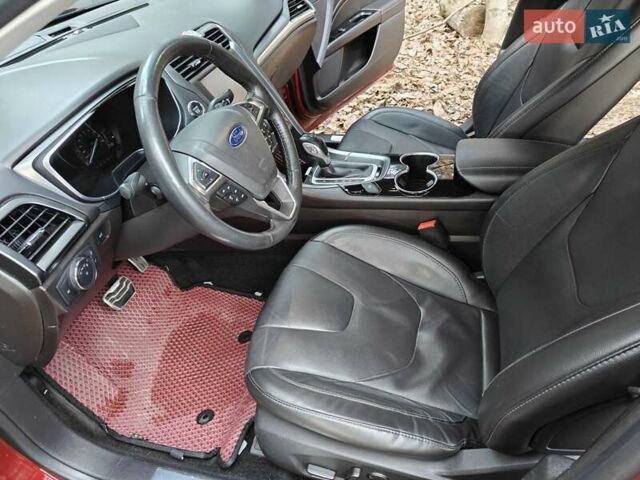 Красный Форд Фьюжн, объемом двигателя 2 л и пробегом 183 тыс. км за 13500 $, фото 30 на Automoto.ua