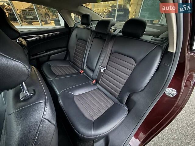 Форд Фьюжен 2017 у Києві на Automoto.ua Червоний Форд Фьюжен, об'ємом двигуна 1.5 л та пробігом 166 тис. км за 10800 $, фото 16 на Automoto.ua