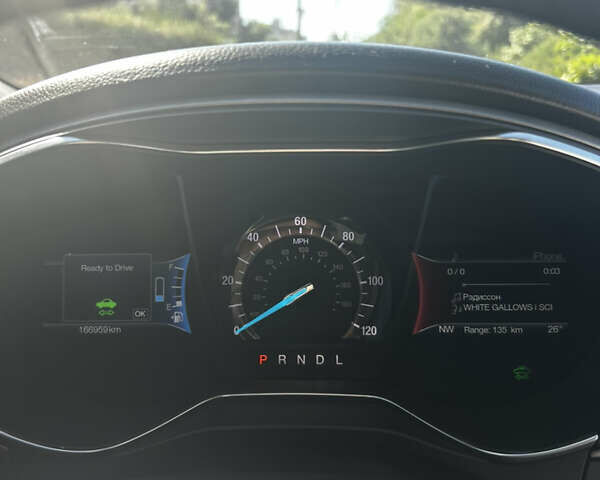 Красный Форд Фьюжн, объемом двигателя 2 л и пробегом 160 тыс. км за 15500 $, фото 14 на Automoto.ua