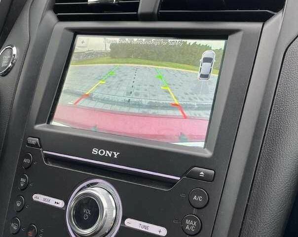 Красный Форд Фьюжн, объемом двигателя 0 л и пробегом 93 тыс. км за 11200 $, фото 14 на Automoto.ua