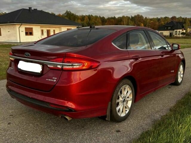 Красный Форд Фьюжн, объемом двигателя 2 л и пробегом 161 тыс. км за 8000 $, фото 1 на Automoto.ua