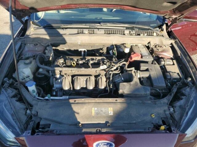 Красный Форд Фьюжн, объемом двигателя 0 л и пробегом 152 тыс. км за 2400 $, фото 10 на Automoto.ua