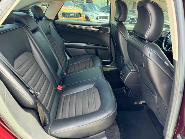 Форд Фьюжн 2017 в Ужгороде на Automoto.ua Красный Форд Фьюжн, объемом двигателя 1.5 л и пробегом 69 тыс. км за 5300 $, фото 13 на Automoto.ua