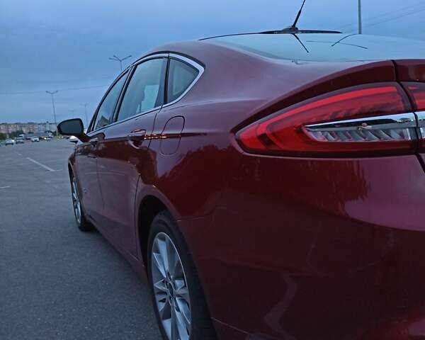 Форд Фьюжн 2017 в Кропивницком (Кировограде) на Automoto.ua Красный Форд Фьюжн, объемом двигателя 2 л и пробегом 59 тыс. км за 16100 $, фото 8 на Automoto.ua