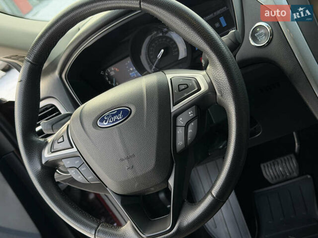 Червоний Форд Фьюжен, об'ємом двигуна 2.5 л та пробігом 79 тис. км за 11800 $, фото 81 на Automoto.ua