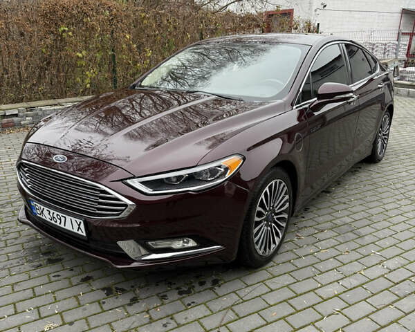 Красный Форд Фьюжн, объемом двигателя 2 л и пробегом 107 тыс. км за 13700 $, фото 47 на Automoto.ua