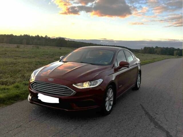 Красный Форд Фьюжн, объемом двигателя 2 л и пробегом 161 тыс. км за 8000 $, фото 4 на Automoto.ua