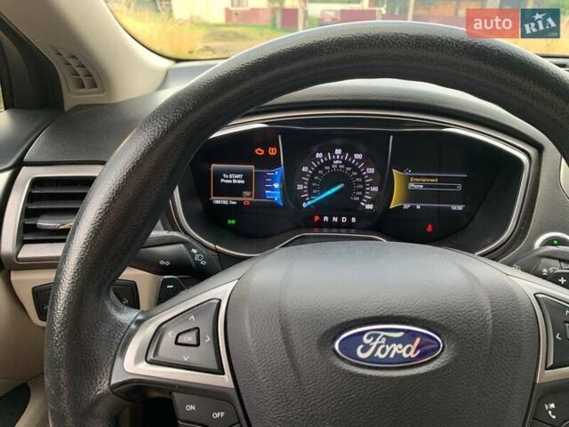 Красный Форд Фьюжн, объемом двигателя 1.5 л и пробегом 86 тыс. км за 11900 $, фото 13 на Automoto.ua