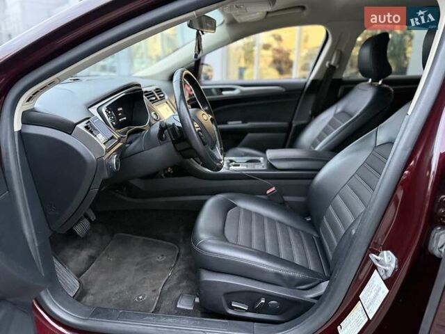 Форд Фьюжен 2017 у Києві на Automoto.ua Червоний Форд Фьюжен, об'ємом двигуна 1.5 л та пробігом 166 тис. км за 10800 $, фото 13 на Automoto.ua
