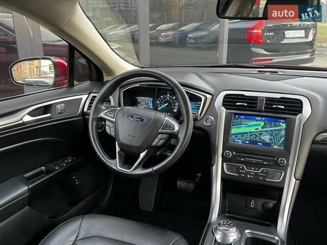 Красный Форд Фьюжн, объемом двигателя 2 л и пробегом 60 тыс. км за 16990 $, фото 34 на Automoto.ua