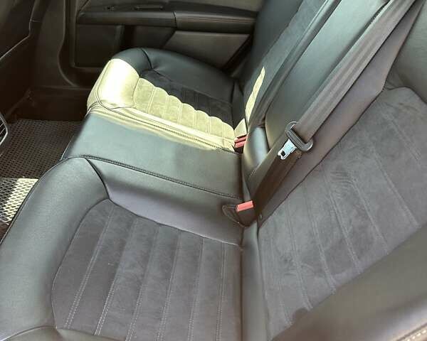 Красный Форд Фьюжн, объемом двигателя 2 л и пробегом 127 тыс. км за 15000 $, фото 9 на Automoto.ua