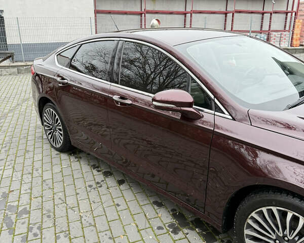 Красный Форд Фьюжн, объемом двигателя 2 л и пробегом 107 тыс. км за 13700 $, фото 14 на Automoto.ua