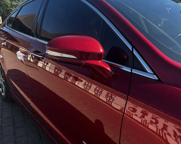 Красный Форд Фьюжн, объемом двигателя 2 л и пробегом 160 тыс. км за 15500 $, фото 3 на Automoto.ua