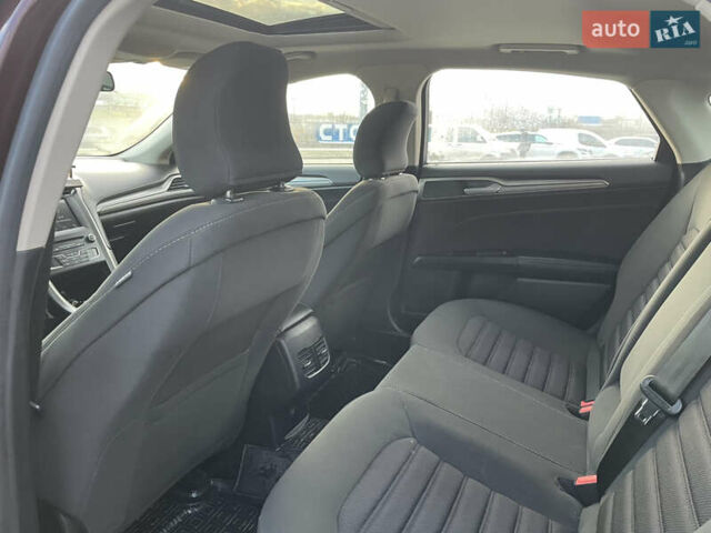 Форд Фьюжн 2017 в Киеве на Automoto.ua Красный Форд Фьюжн, объемом двигателя 2.49 л и пробегом 87 тыс. км за 12500 $, фото 19 на Automoto.ua