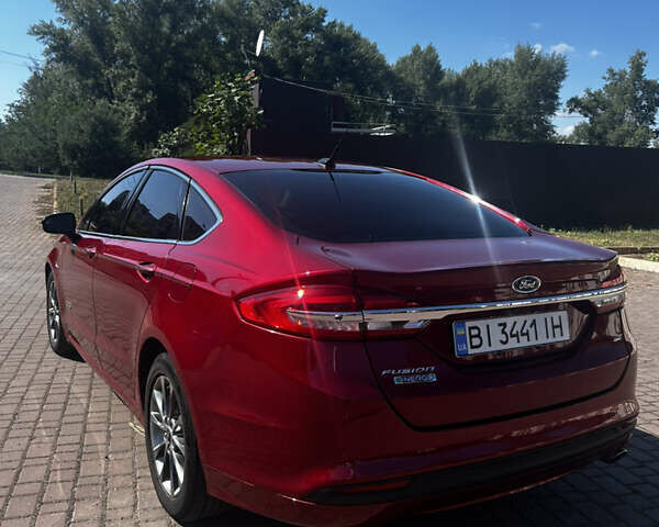 Красный Форд Фьюжн, объемом двигателя 2 л и пробегом 160 тыс. км за 15500 $, фото 2 на Automoto.ua