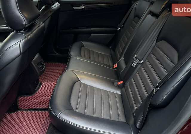 Червоний Форд Фьюжен, об'ємом двигуна 2.49 л та пробігом 122 тис. км за 11800 $, фото 13 на Automoto.ua