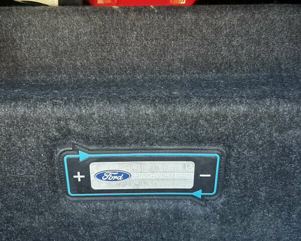 Красный Форд Фьюжн, объемом двигателя 2 л и пробегом 160 тыс. км за 15500 $, фото 11 на Automoto.ua