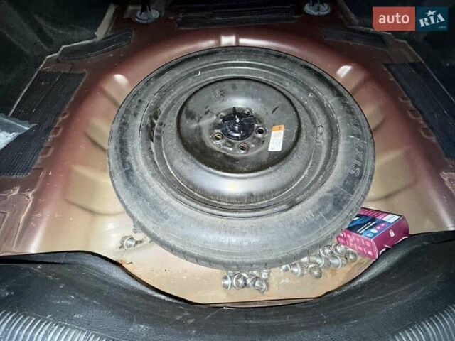 Форд Фьюжен 2017 у Києві на Automoto.ua Червоний Форд Фьюжен, об'ємом двигуна 1.5 л та пробігом 166 тис. км за 10800 $, фото 24 на Automoto.ua