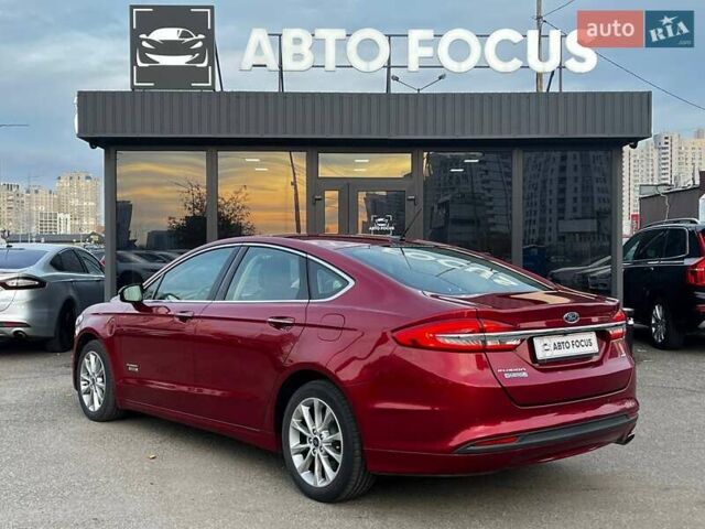 Красный Форд Фьюжн, объемом двигателя 2 л и пробегом 60 тыс. км за 16990 $, фото 4 на Automoto.ua