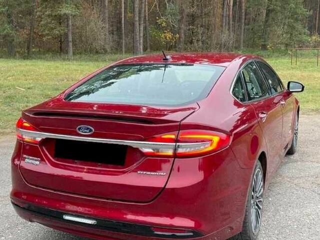 Красный Форд Фьюжн, объемом двигателя 0 л и пробегом 93 тыс. км за 11200 $, фото 4 на Automoto.ua