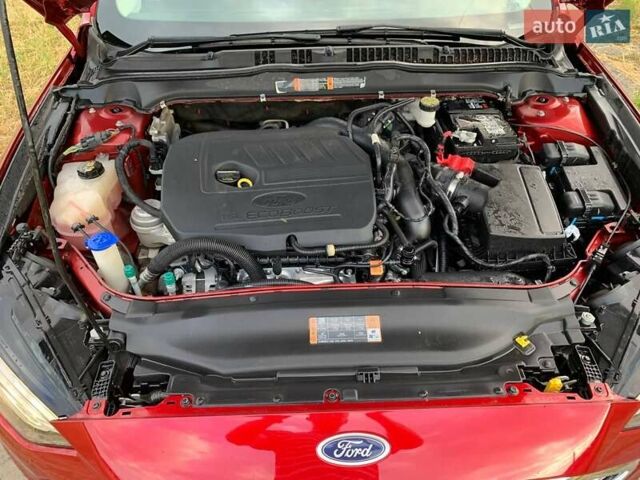 Красный Форд Фьюжн, объемом двигателя 1.5 л и пробегом 86 тыс. км за 11900 $, фото 16 на Automoto.ua