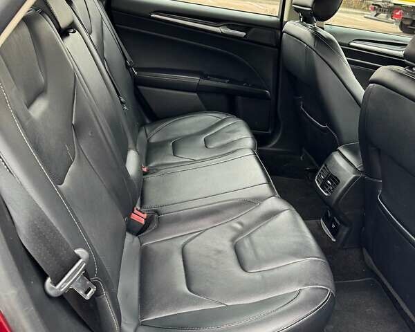 Червоний Форд Фьюжен, об'ємом двигуна 2 л та пробігом 190 тис. км за 15200 $, фото 4 на Automoto.ua