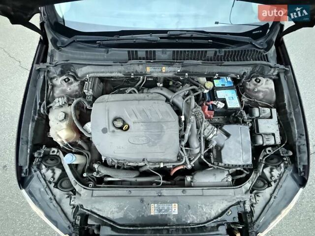 Форд Фьюжен 2017 у Києві на Automoto.ua Червоний Форд Фьюжен, об'ємом двигуна 1.5 л та пробігом 166 тис. км за 10800 $, фото 25 на Automoto.ua