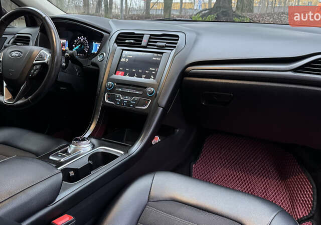 Червоний Форд Фьюжен, об'ємом двигуна 2.49 л та пробігом 122 тис. км за 11800 $, фото 18 на Automoto.ua