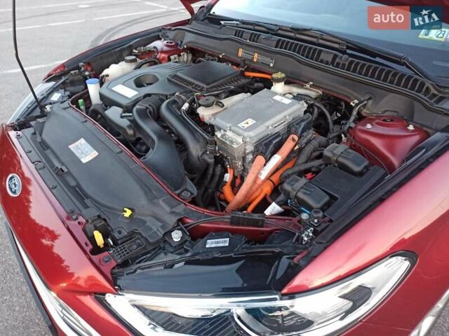 Форд Фьюжн 2017 в Кропивницком (Кировограде) на Automoto.ua Красный Форд Фьюжн, объемом двигателя 2 л и пробегом 59 тыс. км за 16100 $, фото 33 на Automoto.ua