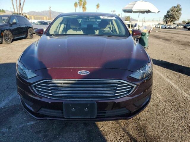 Красный Форд Фьюжн, объемом двигателя 0 л и пробегом 152 тыс. км за 2400 $, фото 4 на Automoto.ua