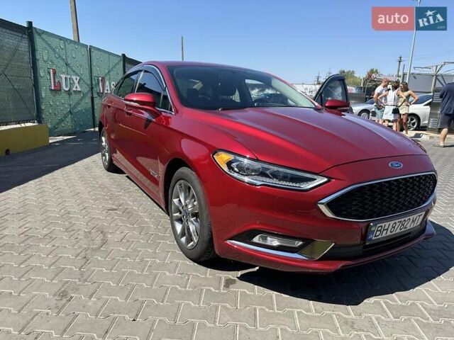 Красный Форд Фьюжн, объемом двигателя 2 л и пробегом 127 тыс. км за 15000 $, фото 13 на Automoto.ua
